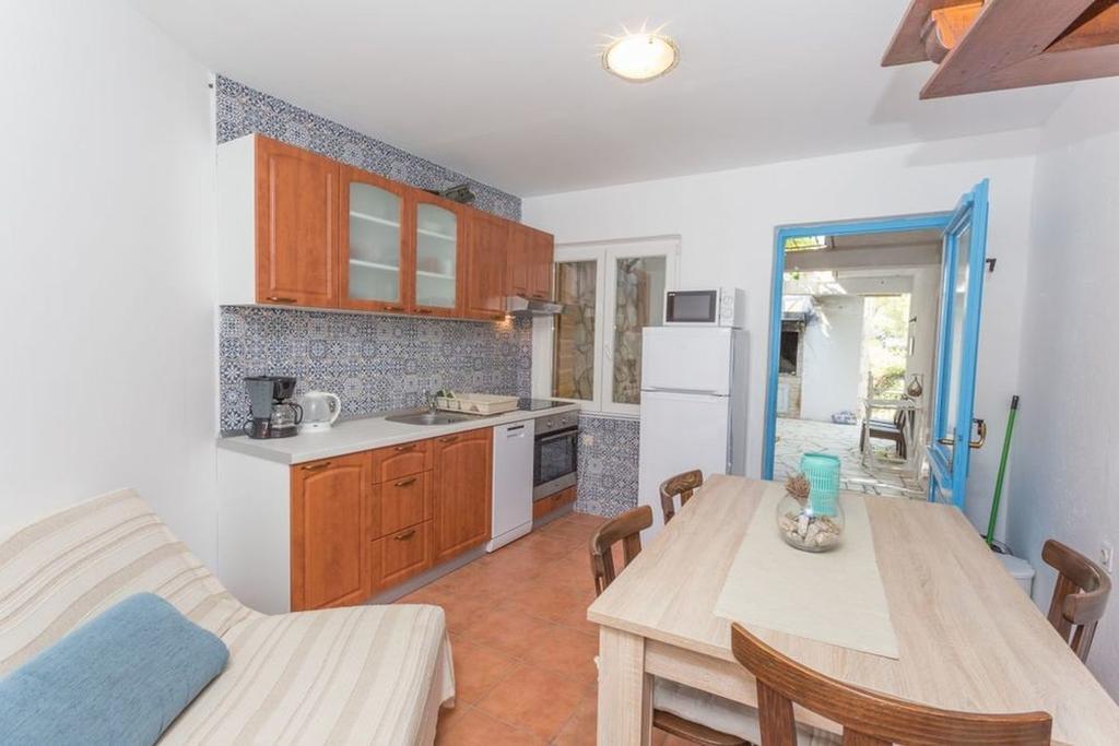 Apartmán Robinson Erina Zarače Exteriér fotografie